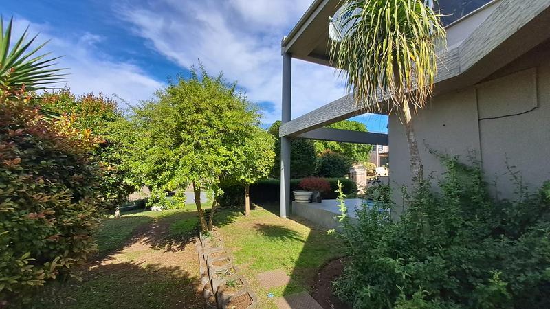 5 Bedroom Property for Sale in Stilbaai Wes Western Cape